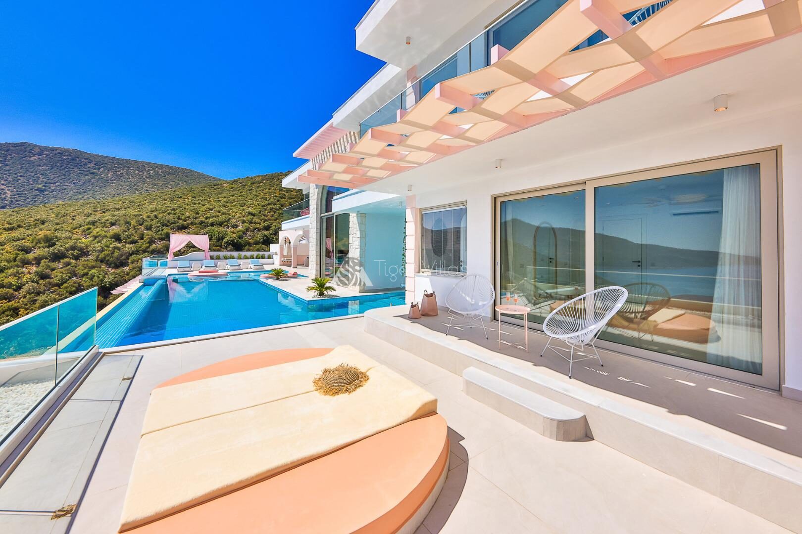 Villa Rosy — 13