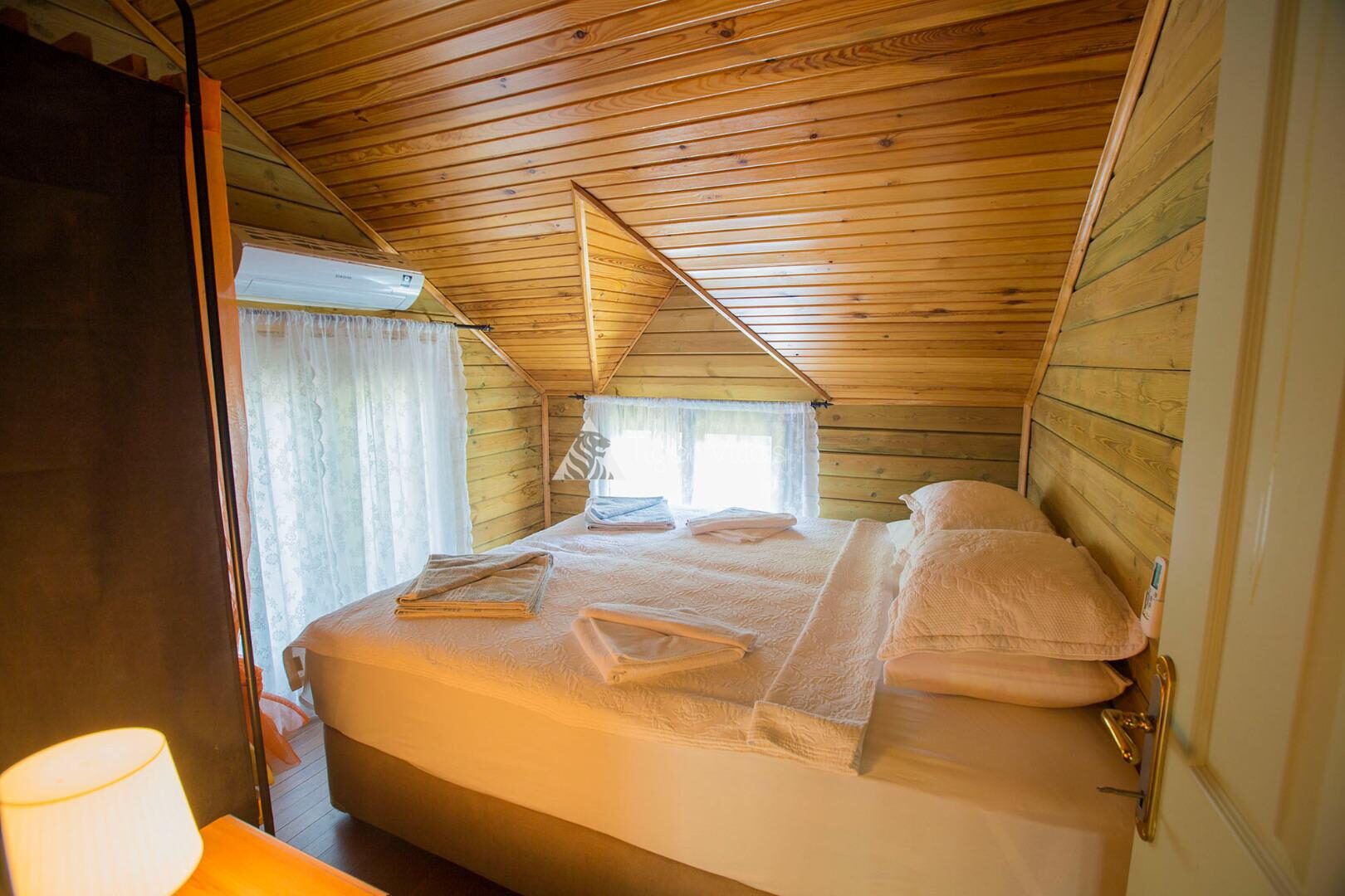 Villa Zeytin Evi Bedroom 2 – villa for rent in İslamlar
