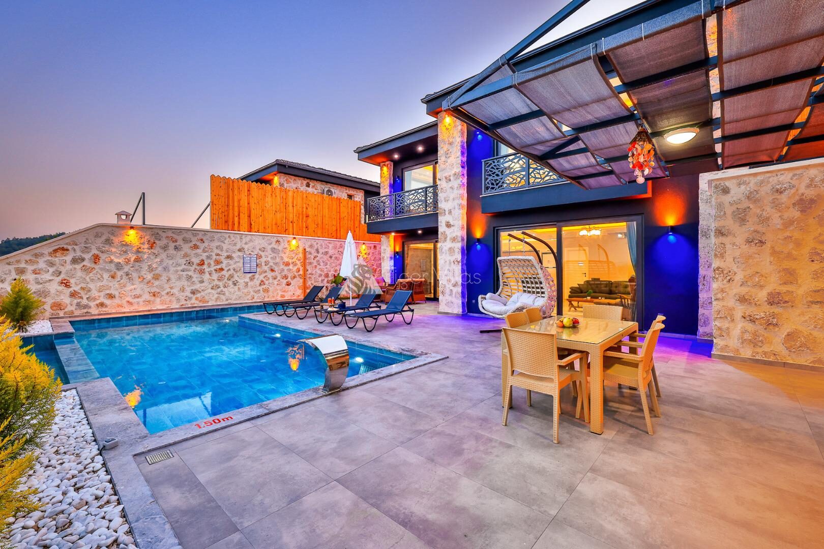 Villa Sandak 3 — 7