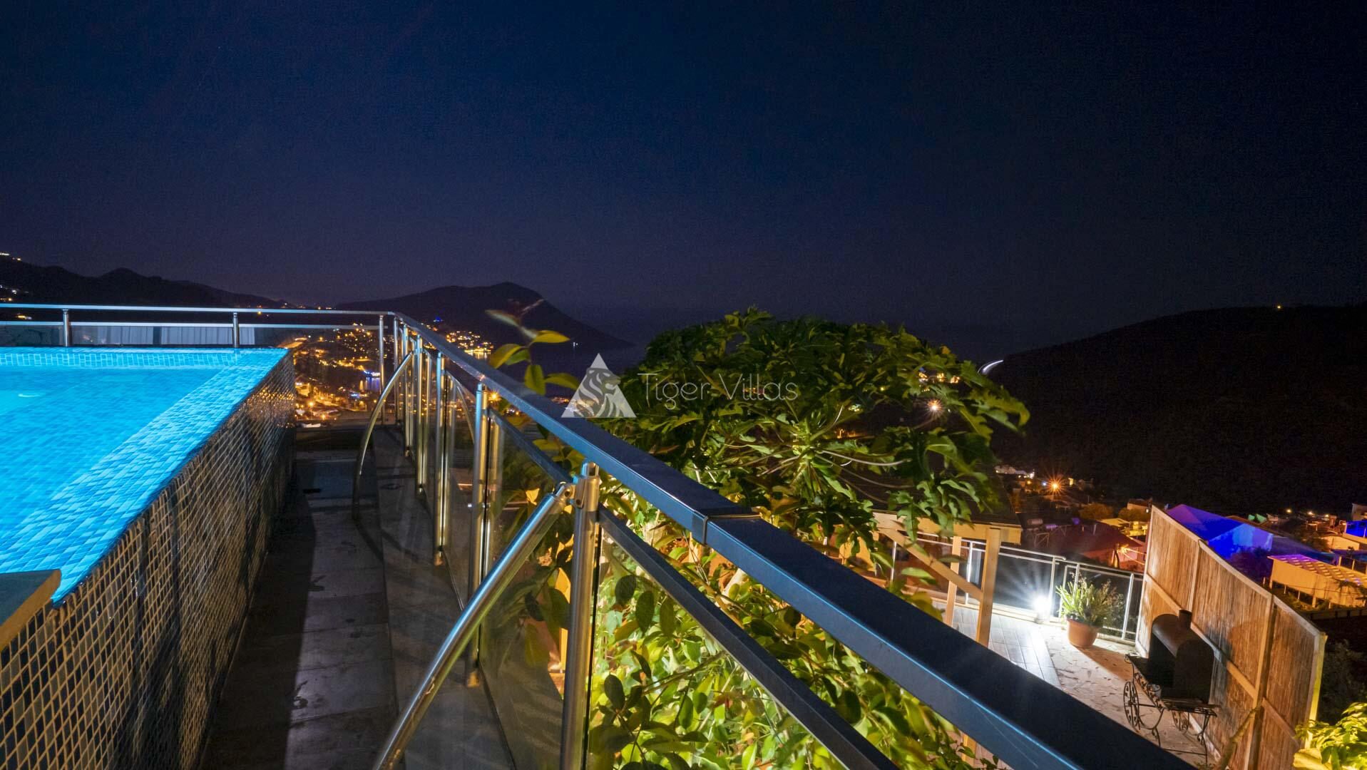 Villa Çırağan — 17