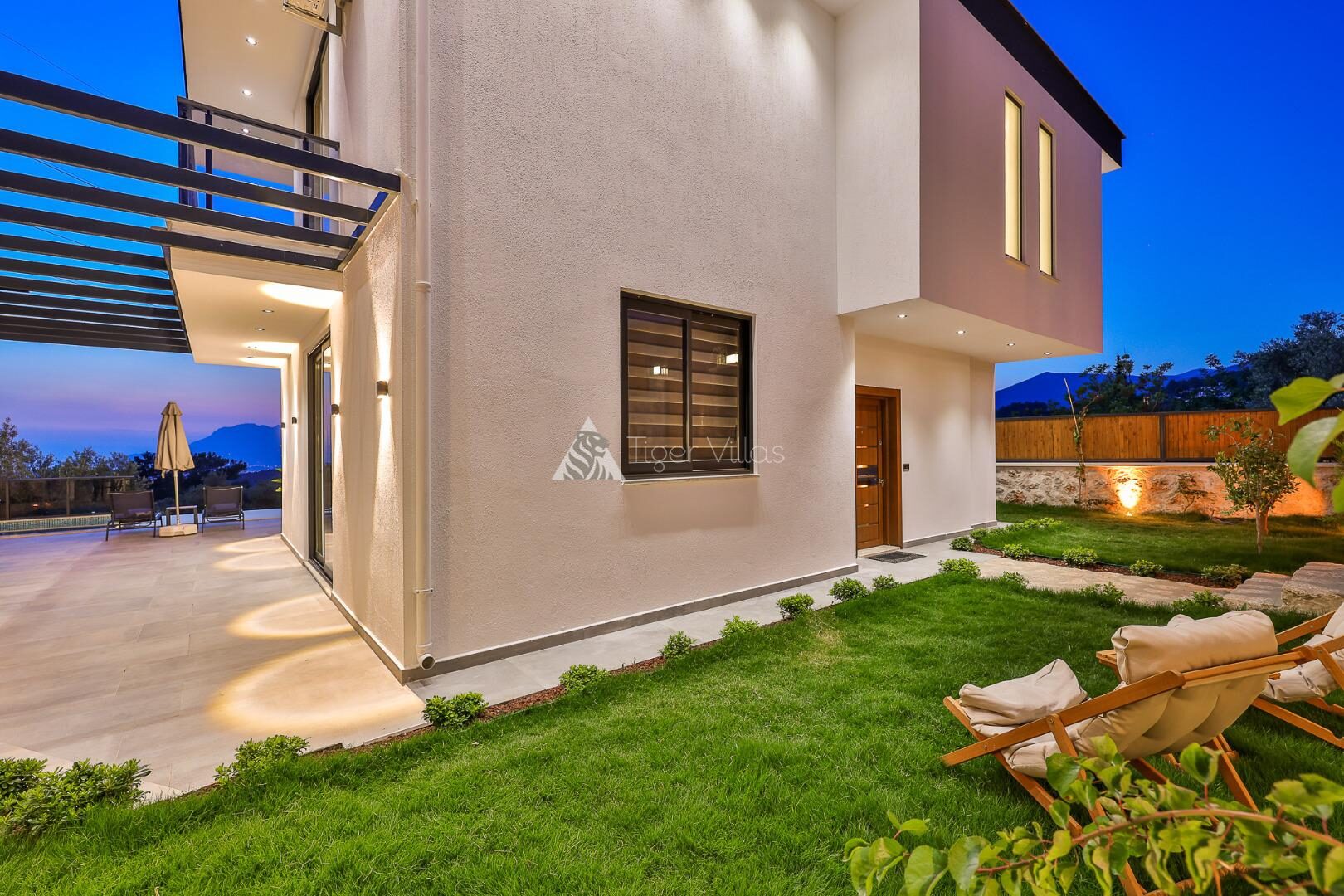 Villa Fi Manor – villa for rent in Üzümlü