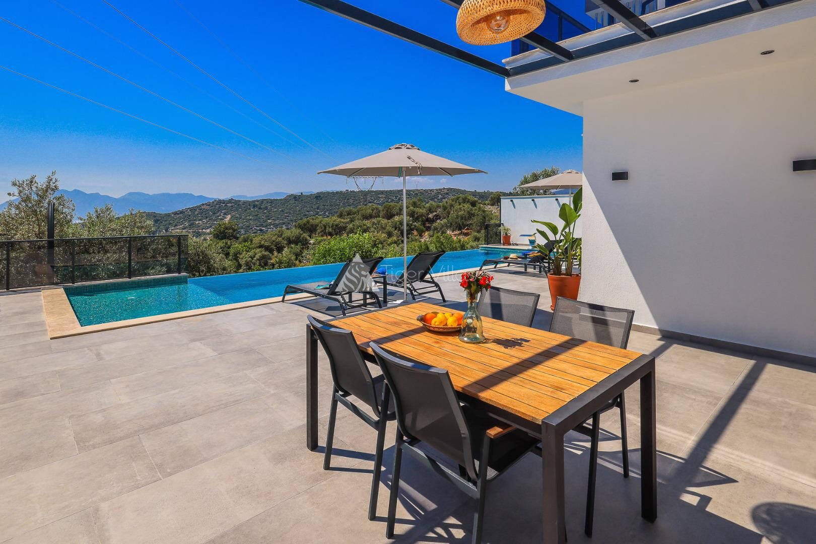 Villa Fi Manor — 27