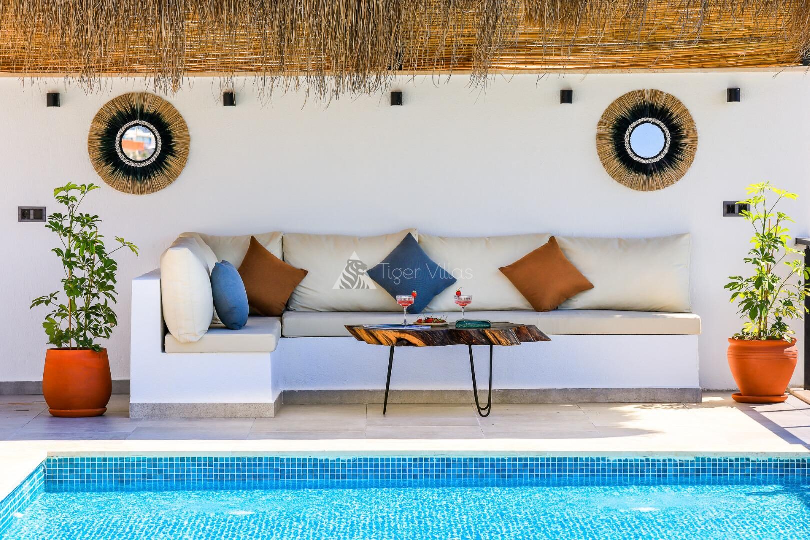 Villa Fi Manor – villa for rent in Üzümlü