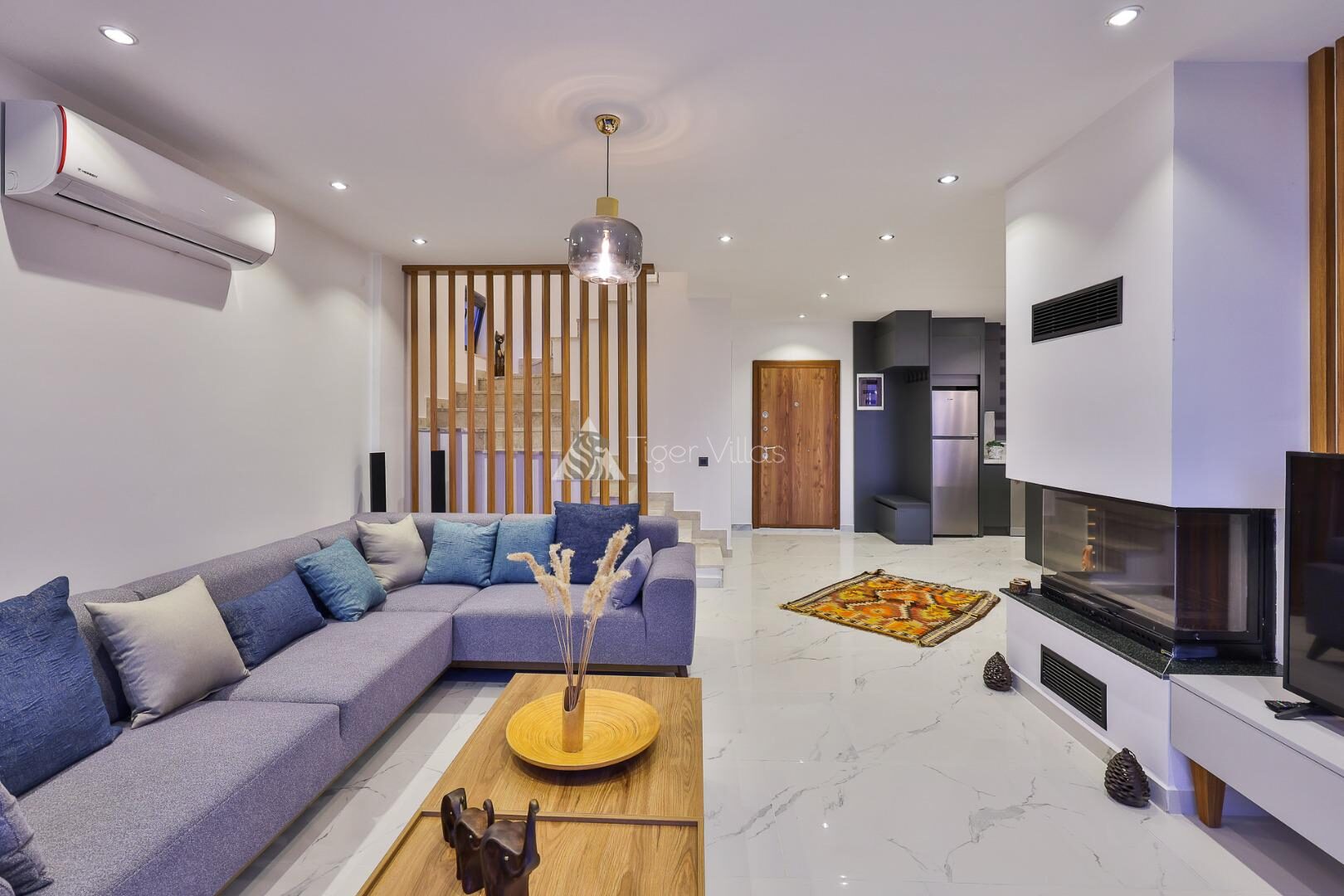 Villa Fi Manor – villa for rent in Üzümlü