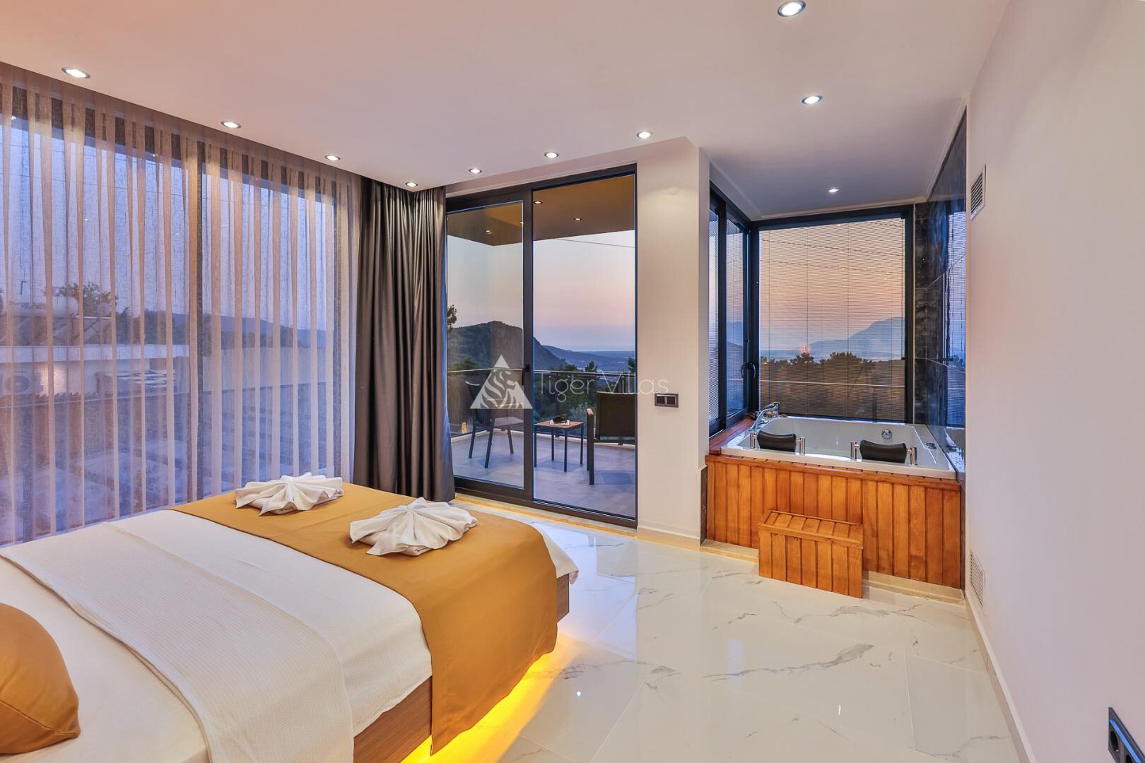 Villa Fi Manor – villa for rent in Üzümlü