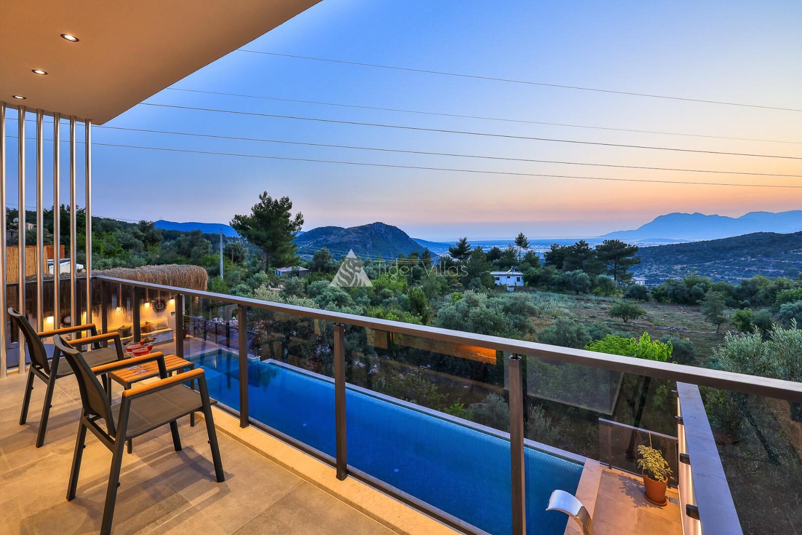 Villa Fi Manor – villa for rent in Üzümlü