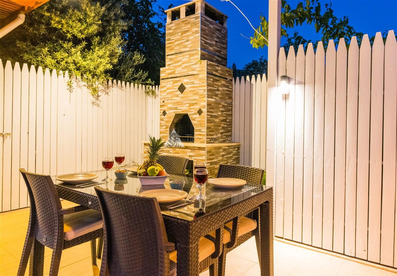 Villa Pınar Dining area 5 – villa for rent in İslamlar