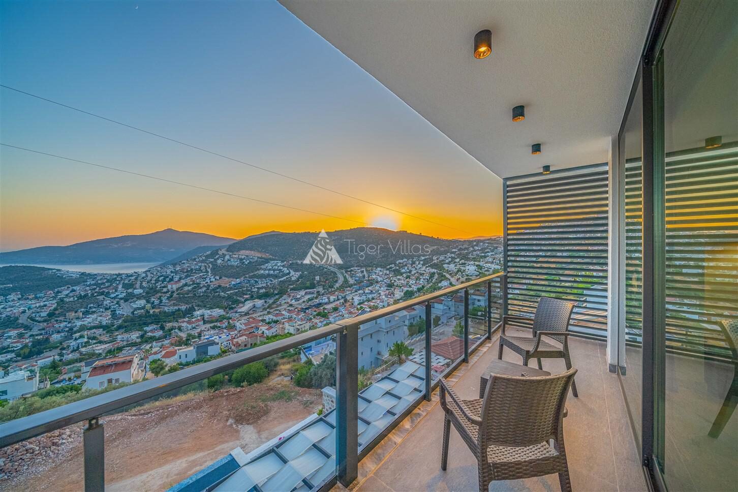 Villa Grey Falcon — 35