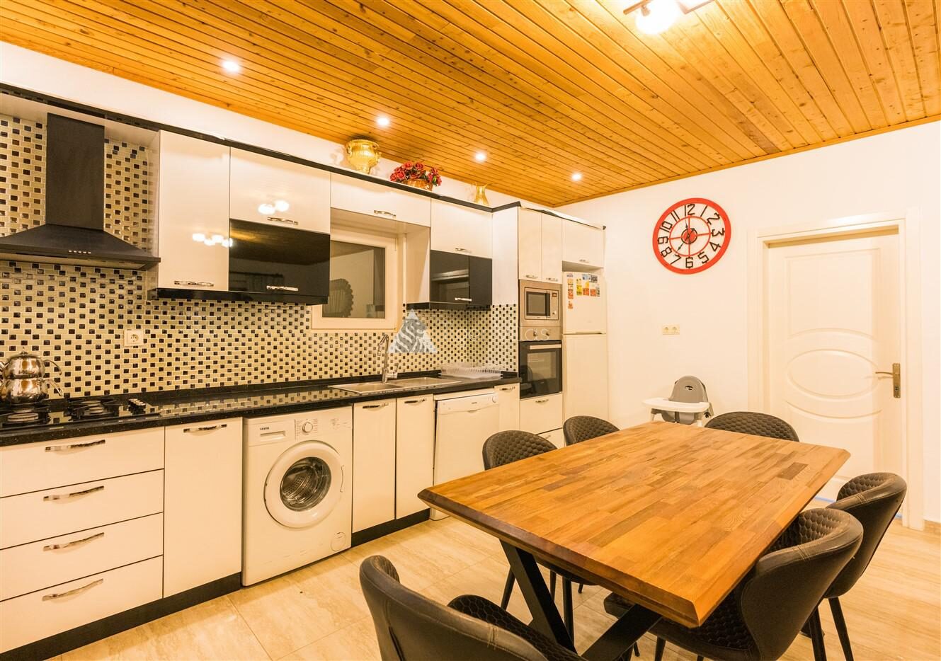 Villa Pınar Dining area 6 – villa for rent in İslamlar