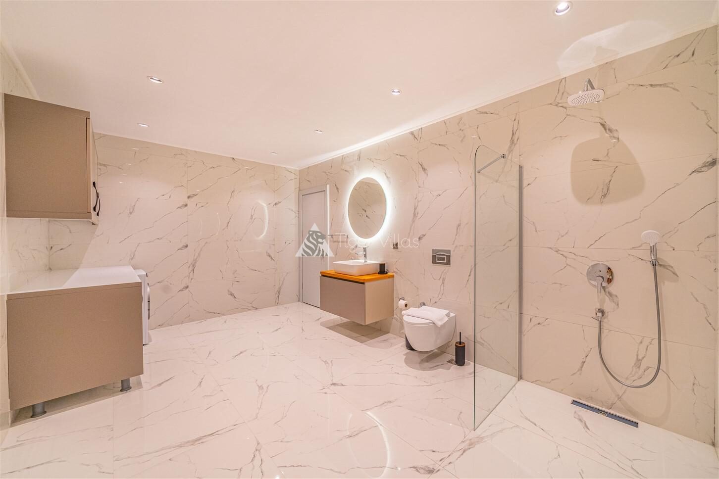 Villa Grey Falcon — 51