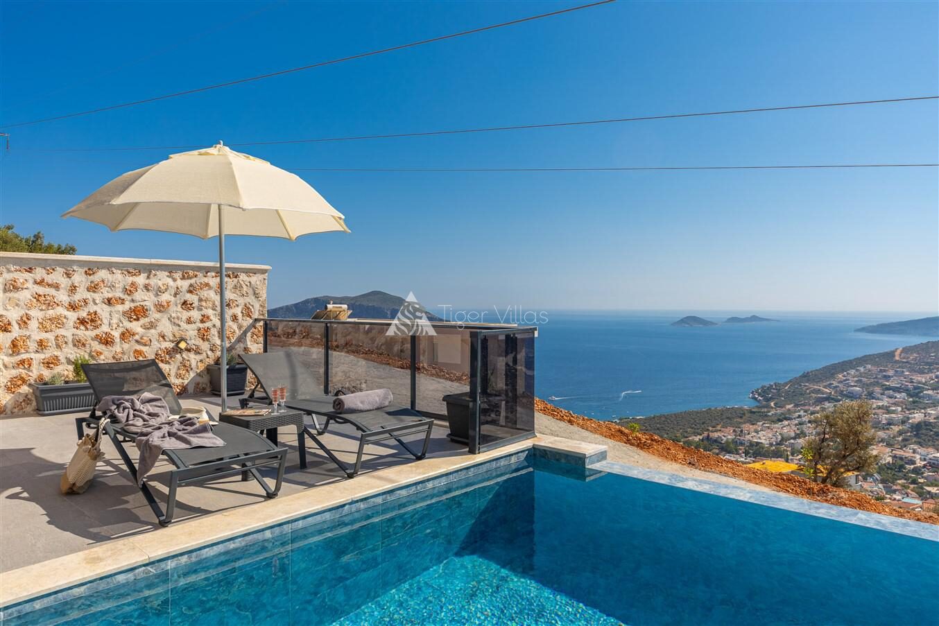 Villa Royal Falcon — 71