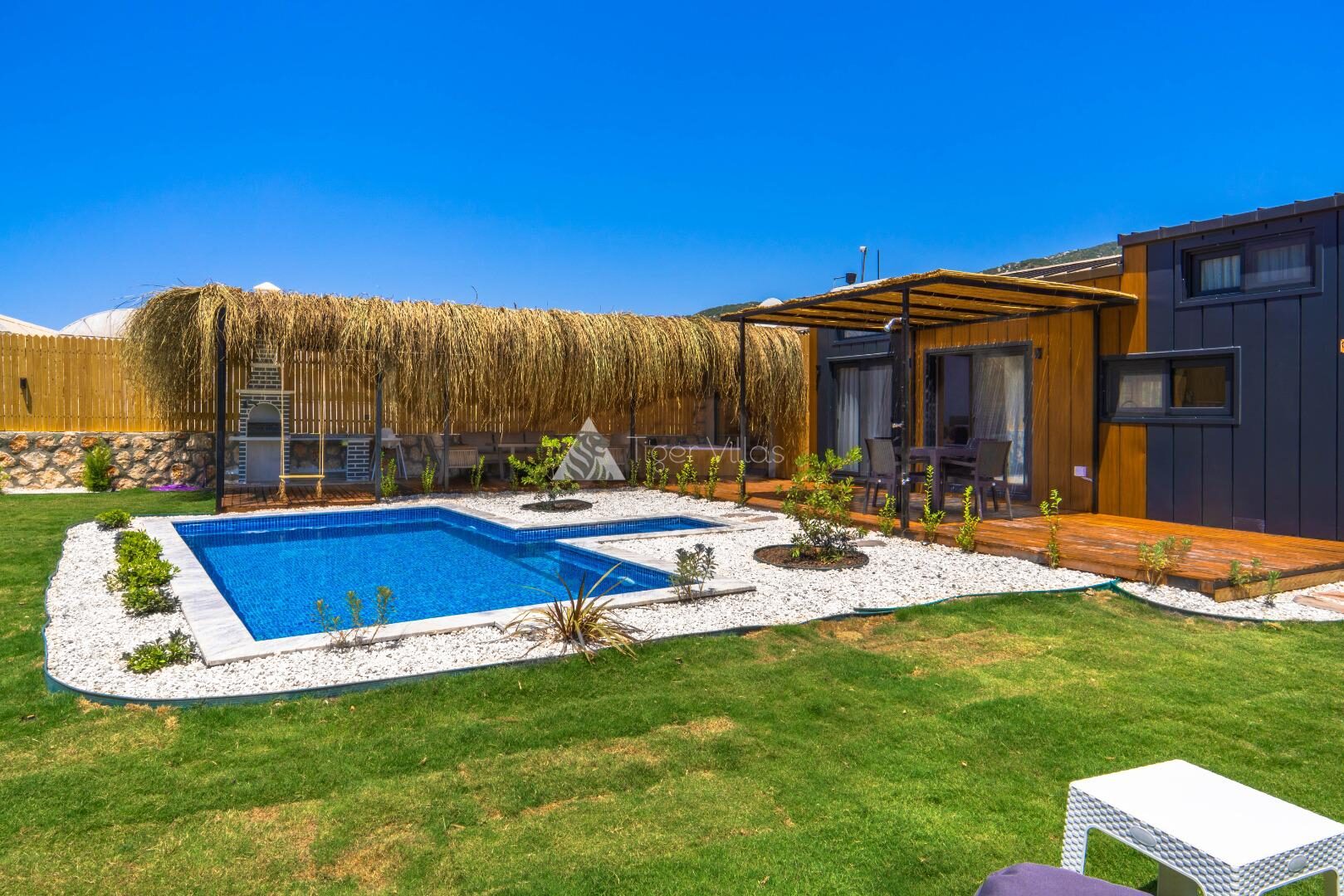 Villa Perla House — 3
