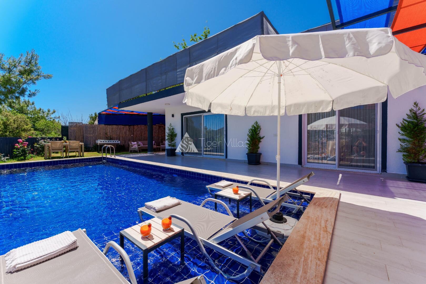 Villa Emek — 11