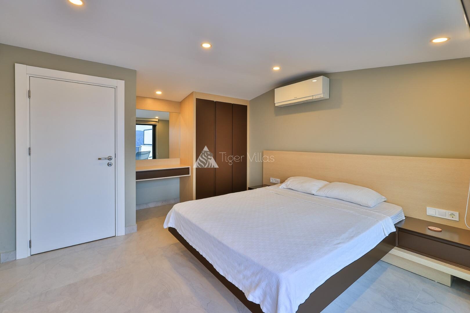 Villa Hecky Extra — 56