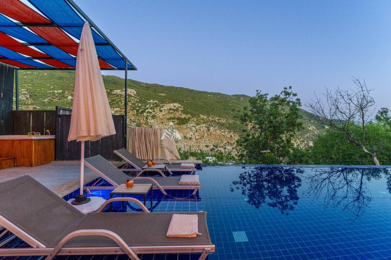 Villa Emek — 24
