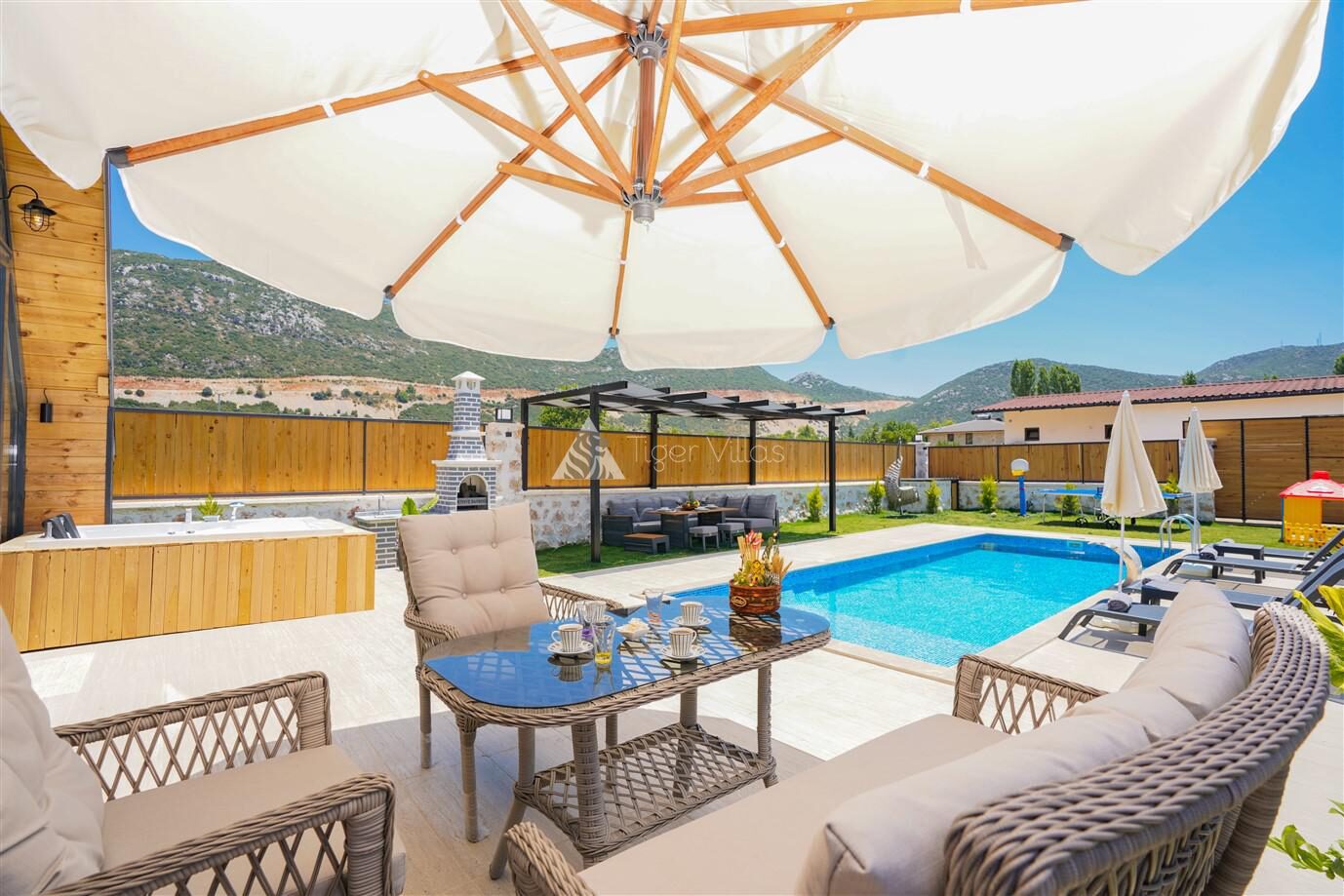 Villa Aslan Bezirgan — 16