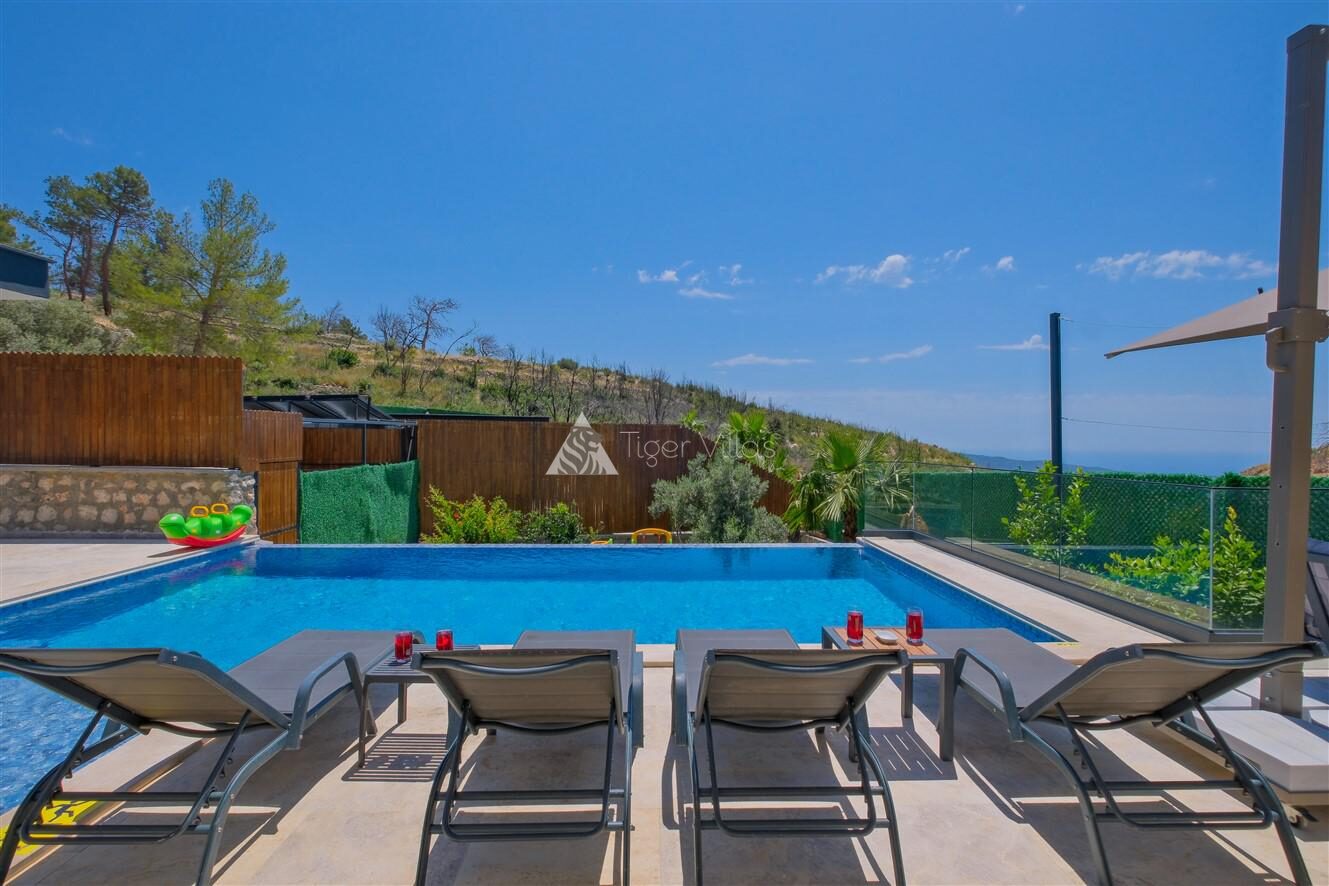 Villa Mira Trio 2 — 20