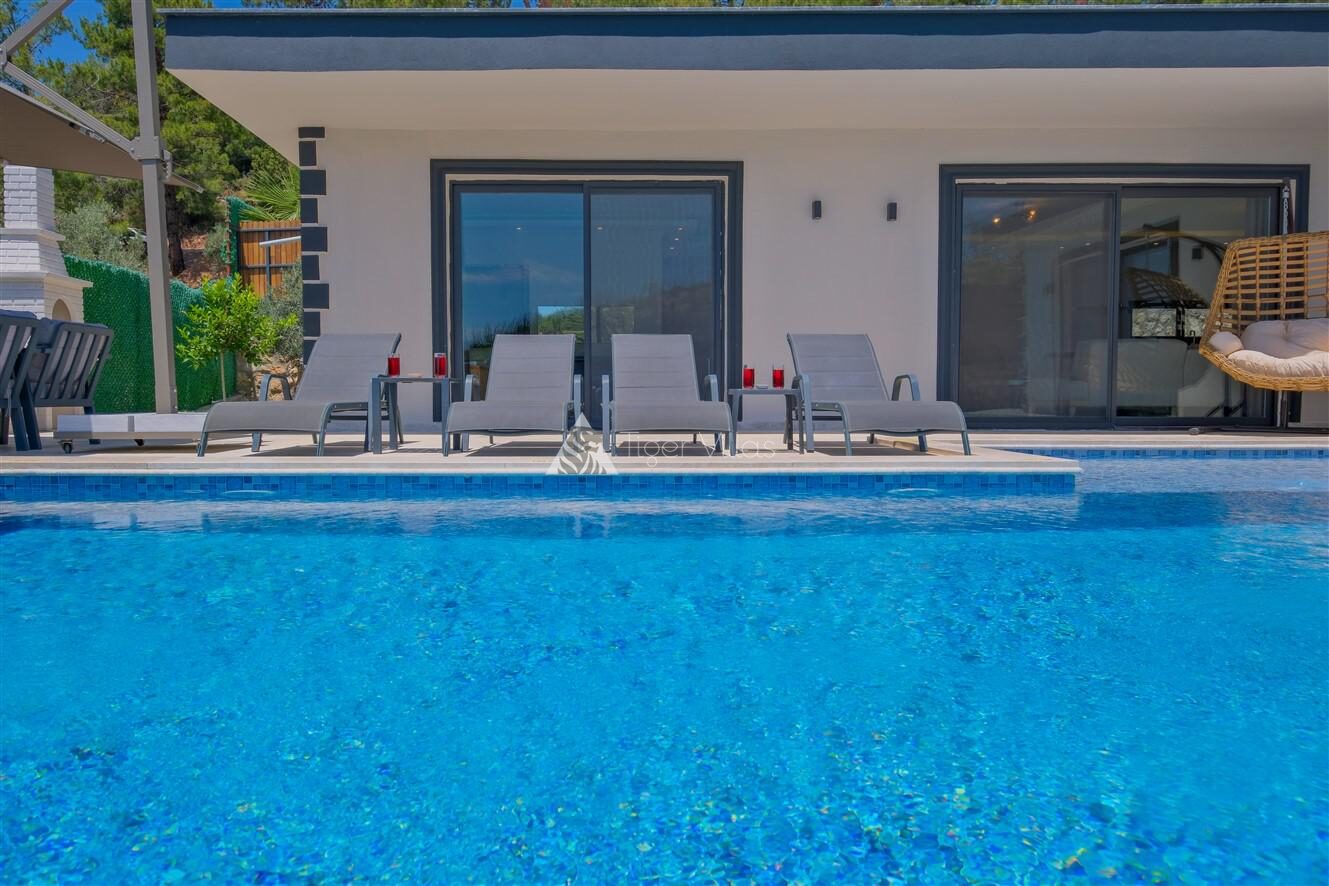 Villa Mira Trio 2 — 26