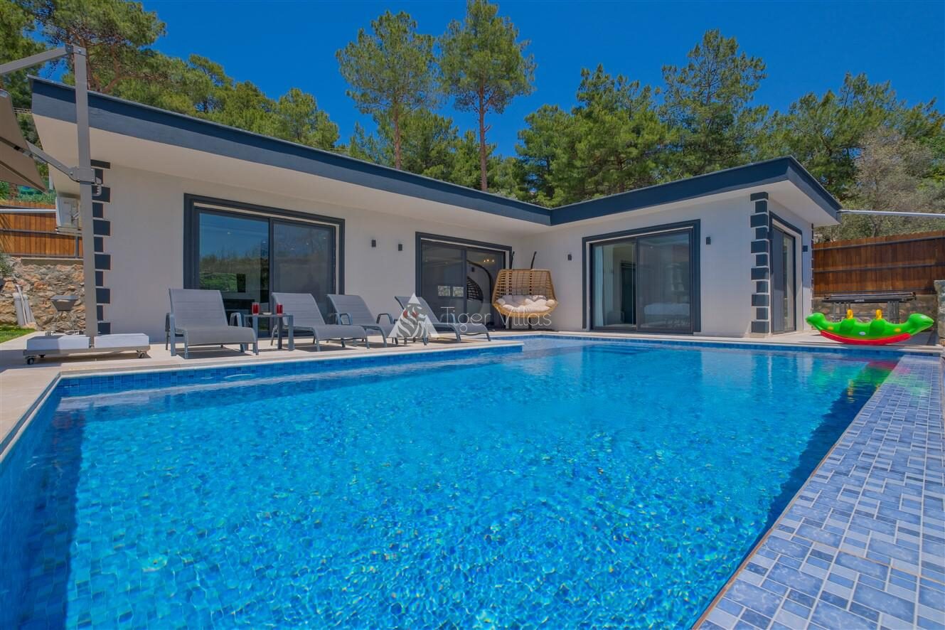 Villa Mira Trio 2 — 28