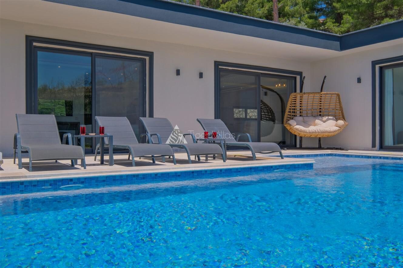 Villa Mira Trio 2 — 29