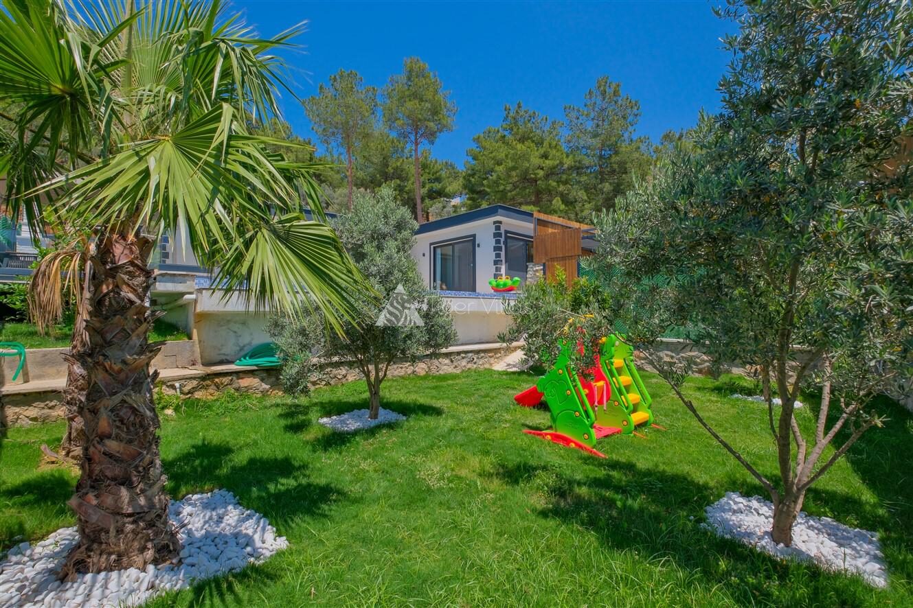 Villa Mira Trio 2 — 32