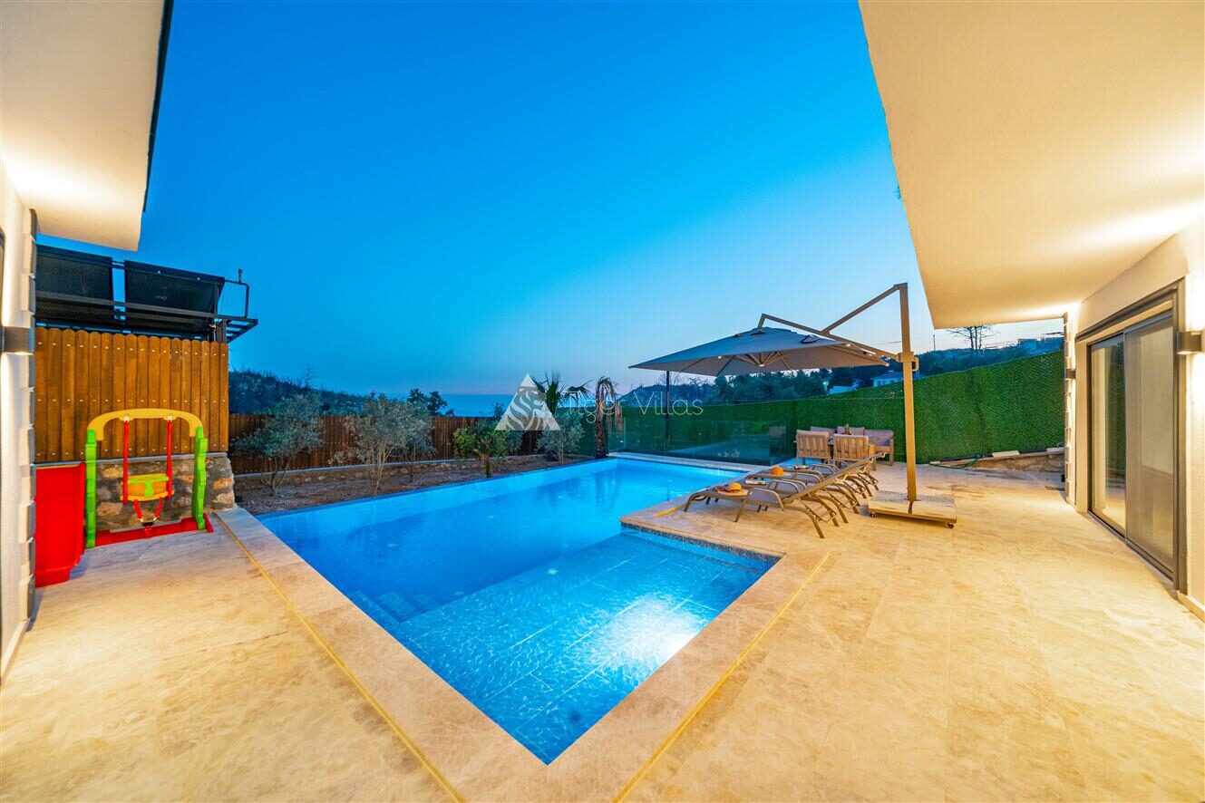 Villa Mira Trio 2 — 47
