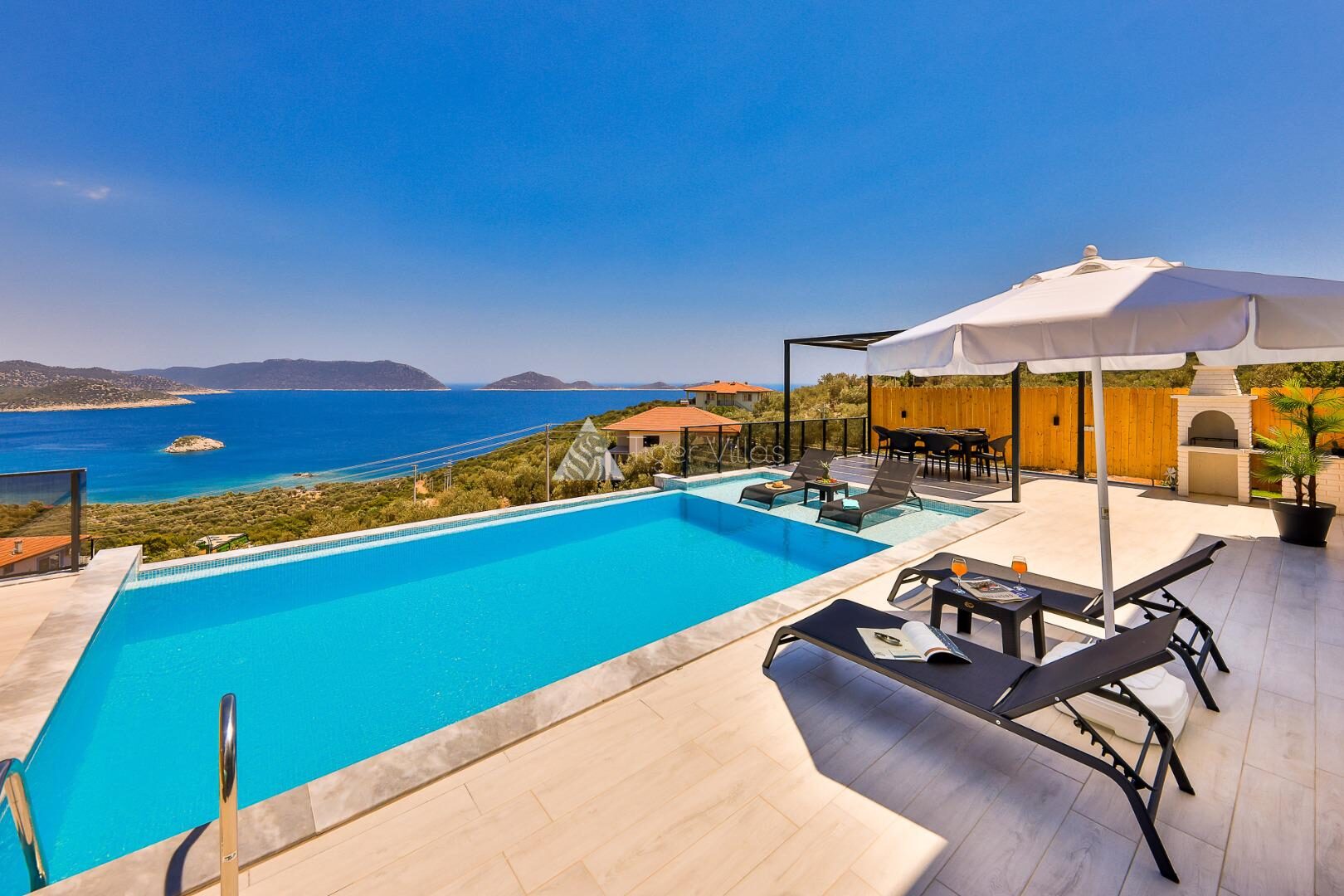 Villa Simurg — 18