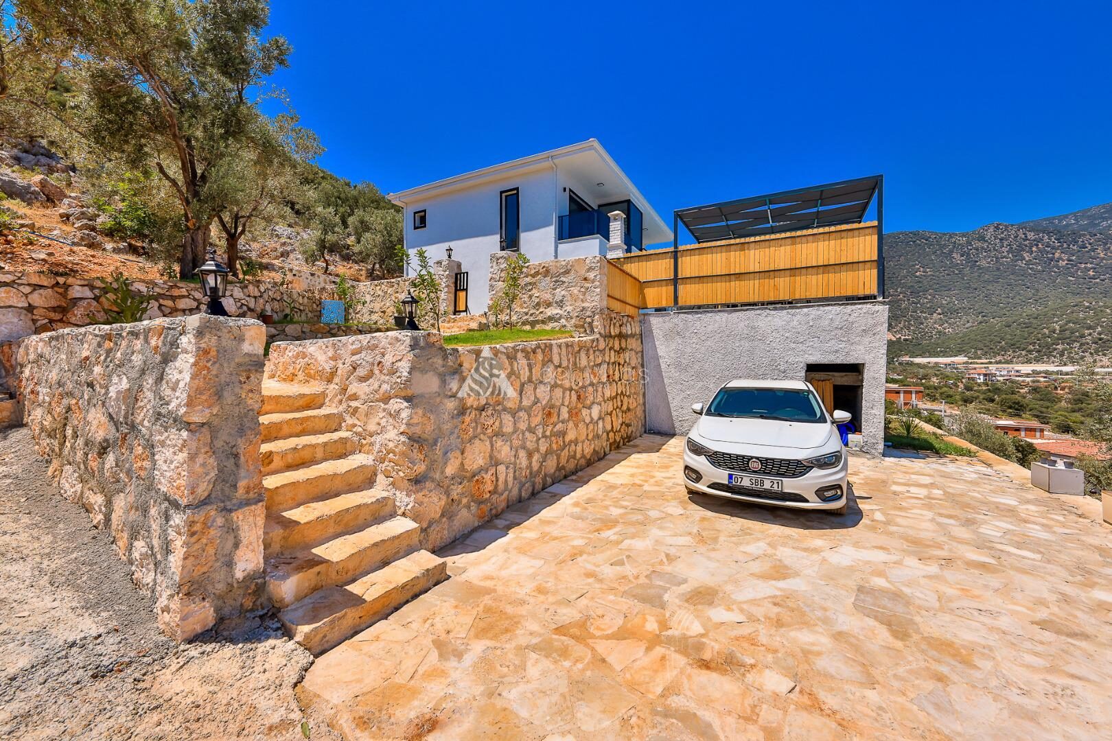 Villa Simurg — 41