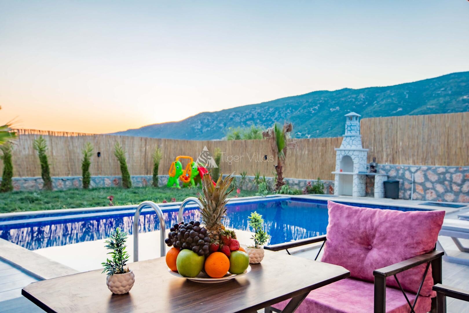 Villa Sunflower — 16