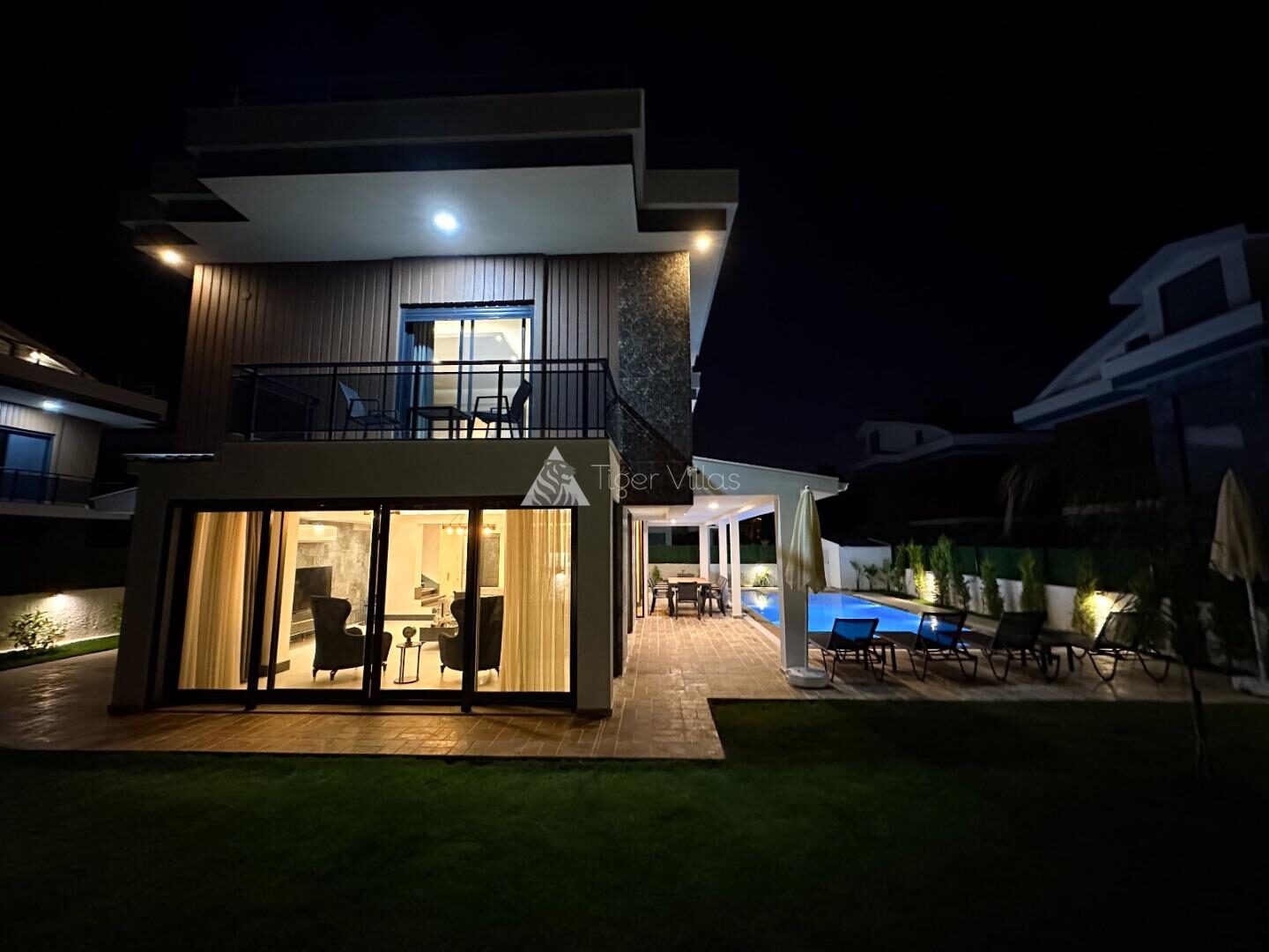Villa Galaksi Mars 3 — 13