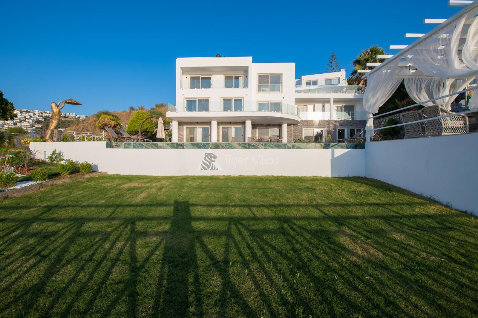 Villa SÜPER BOSS 2 — 8
