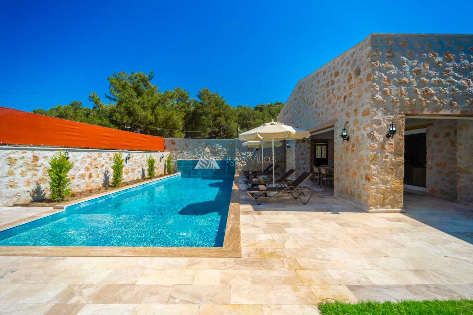 Villa Zeyn 6 — 12