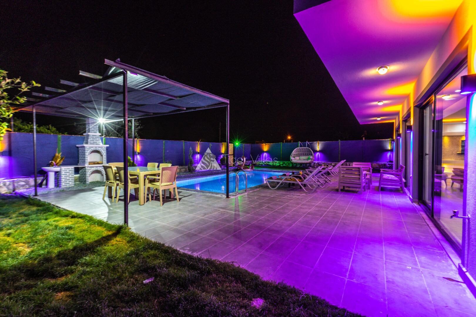Villa Last Summer — 13