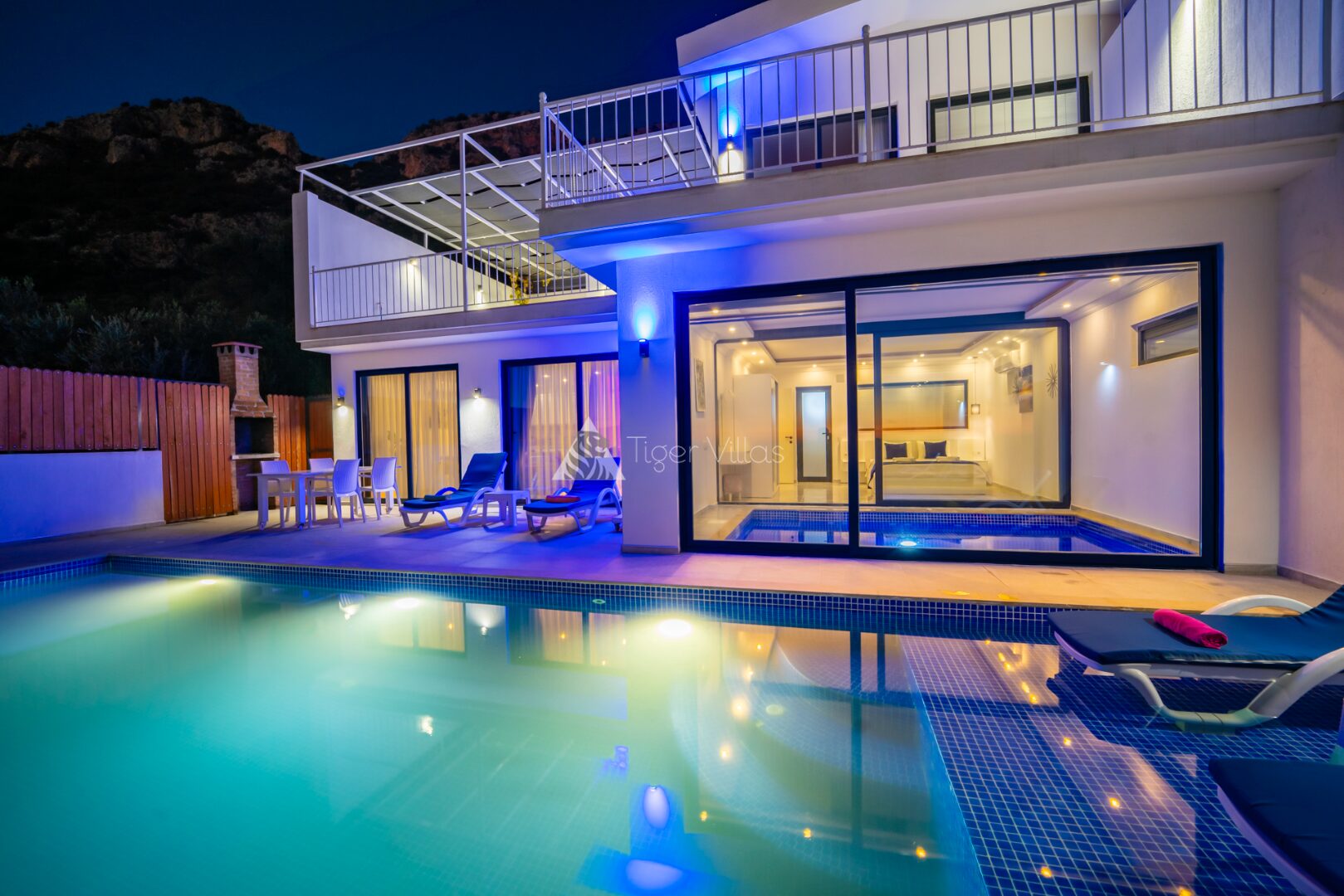 Villa Glorya — 1