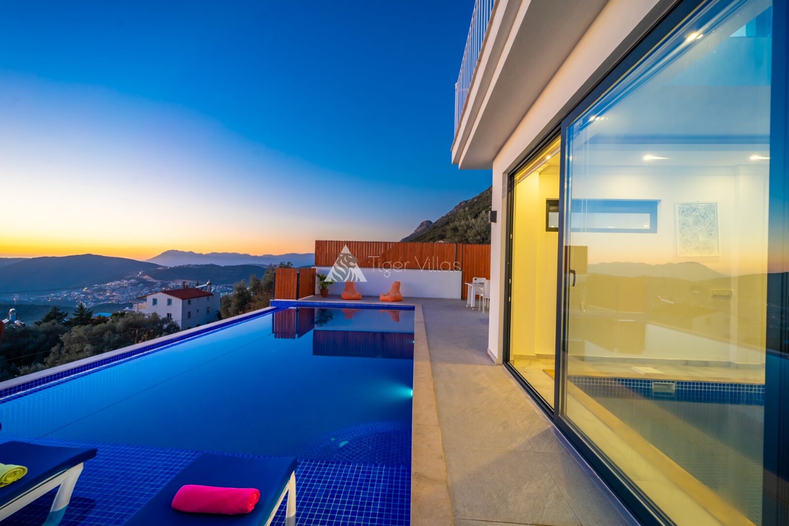Villa Glorya — 6