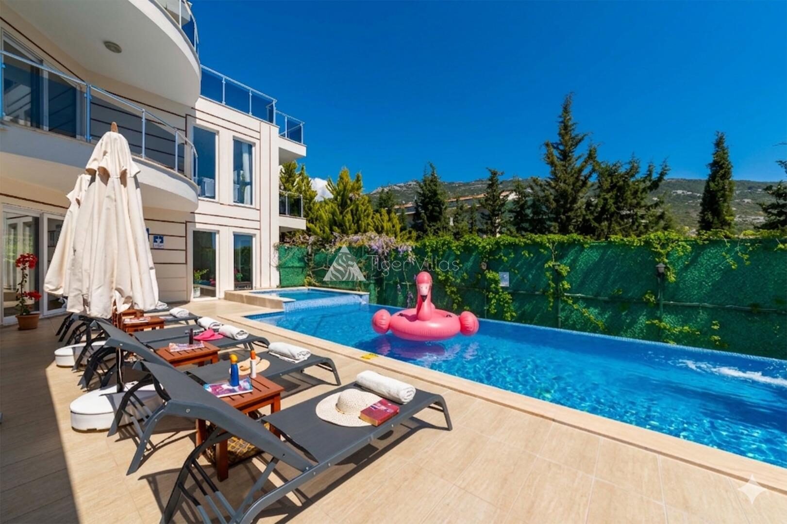 Villa Disney 3 — 5