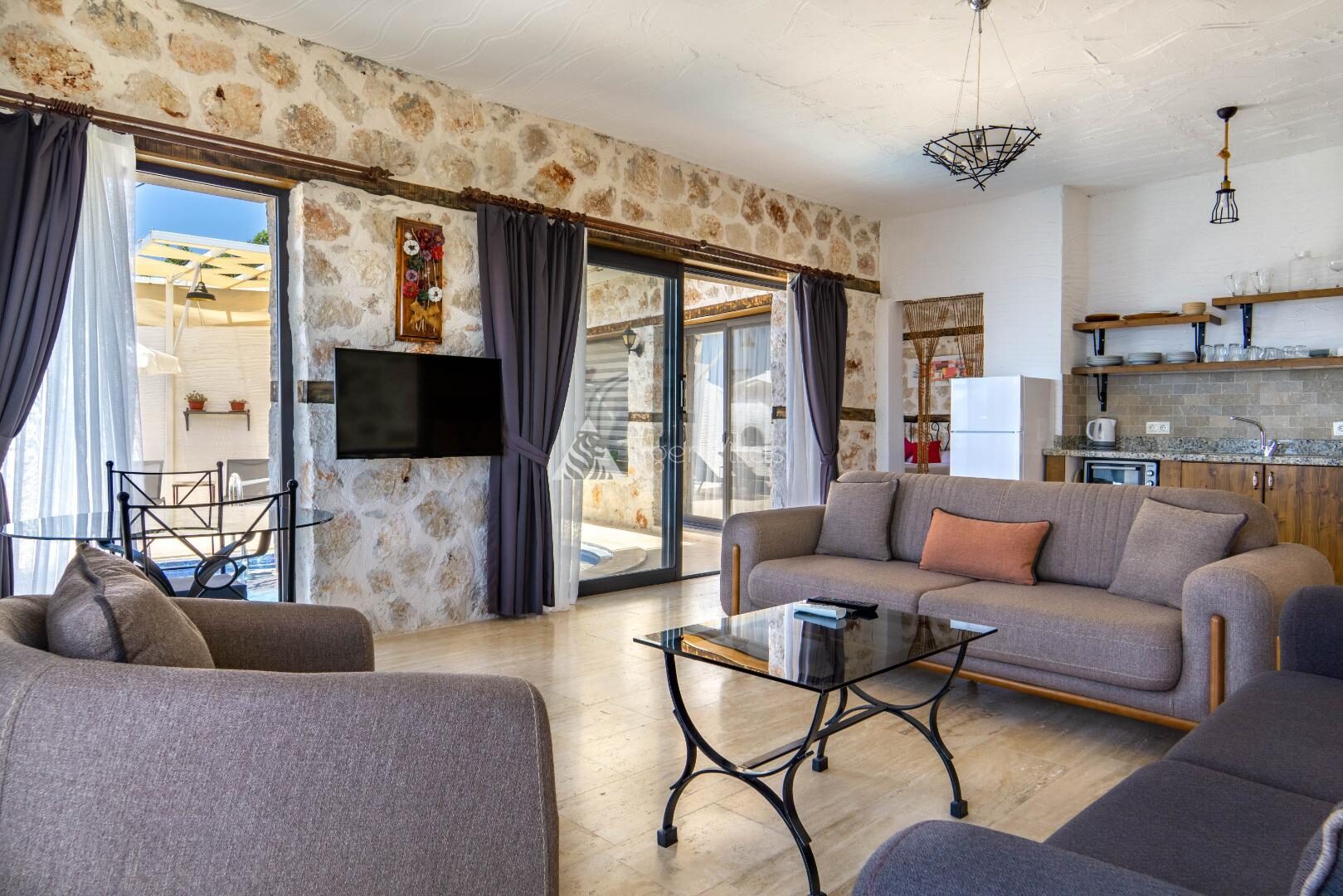 Villa Patika 5 — 11