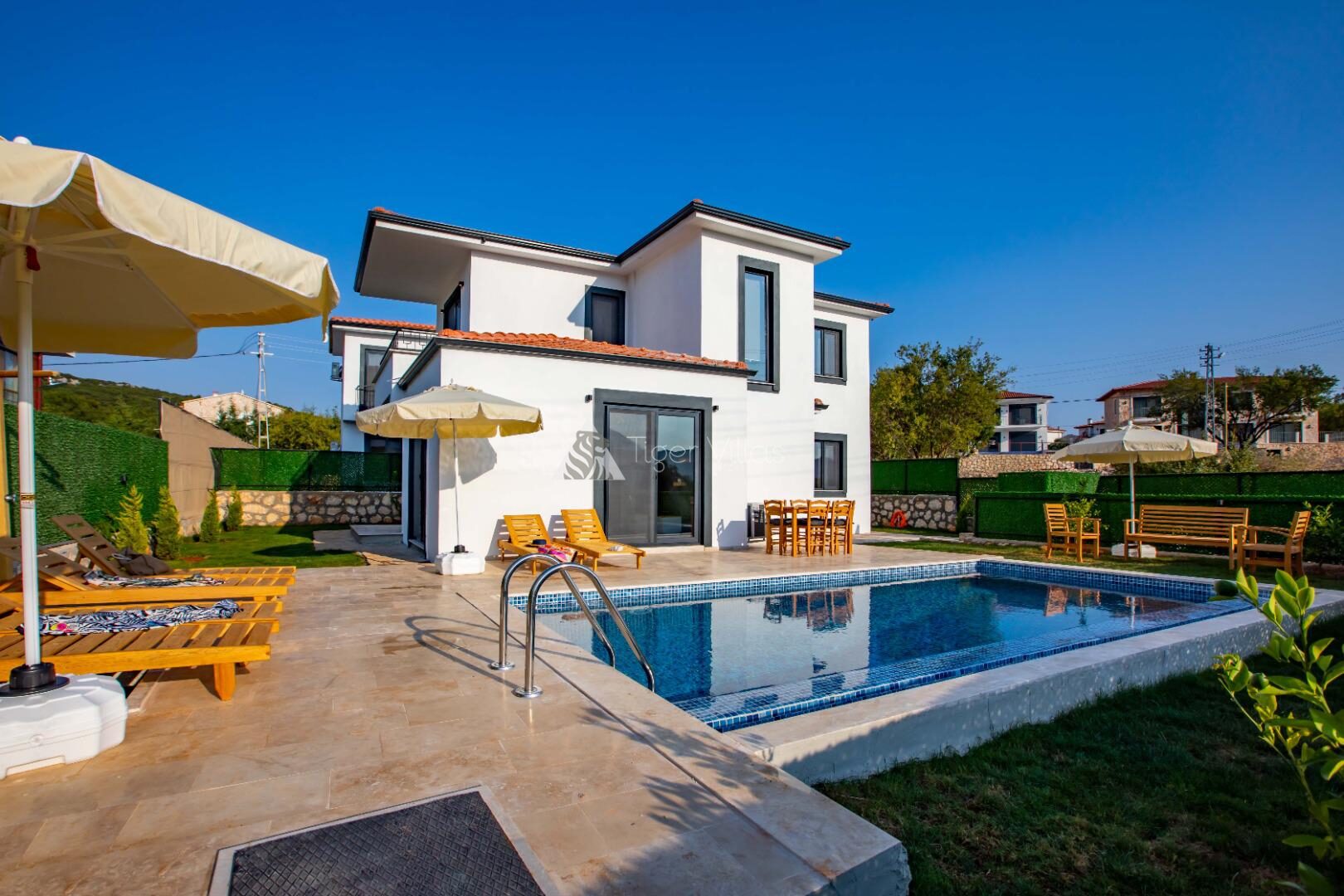 Villa Toscana 2 — 2