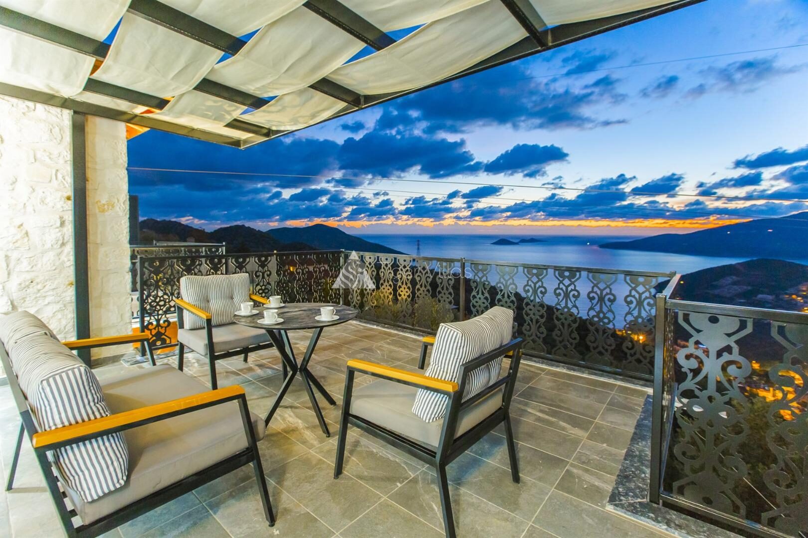Villa Blue Vista — 5