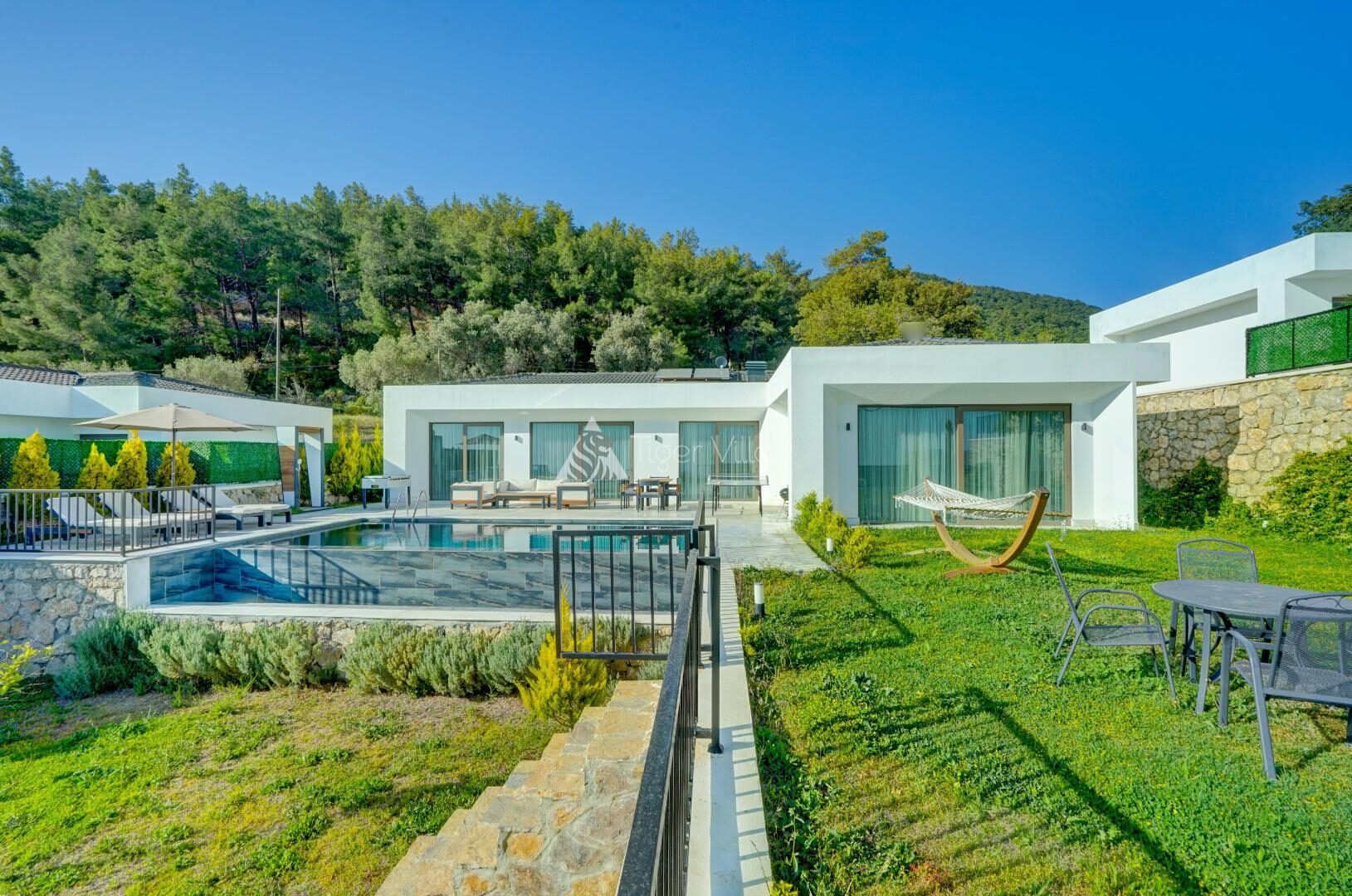 Villa Neptune 2 — 1