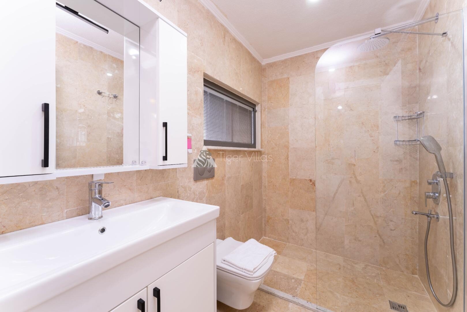 Villa Grand Emora 1 — 80