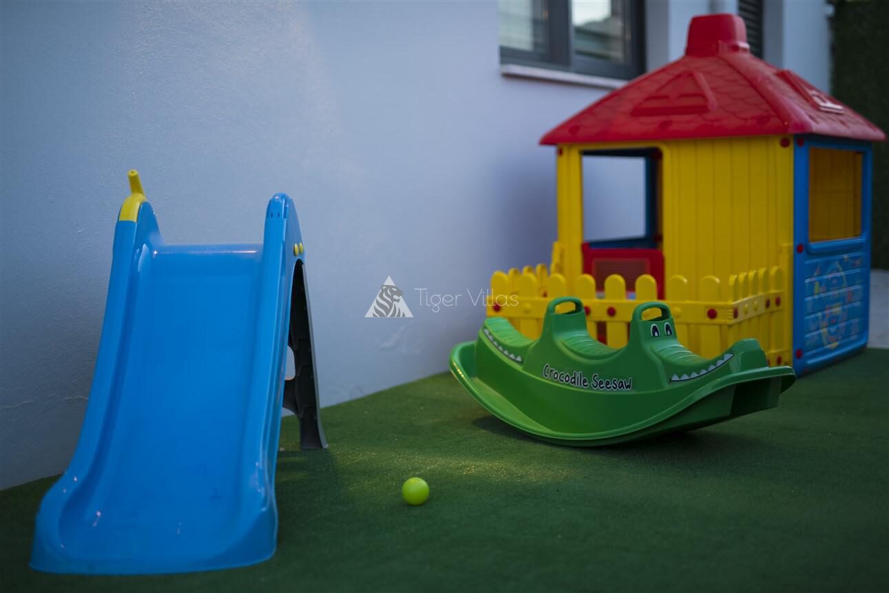 Villa Malibu — 23