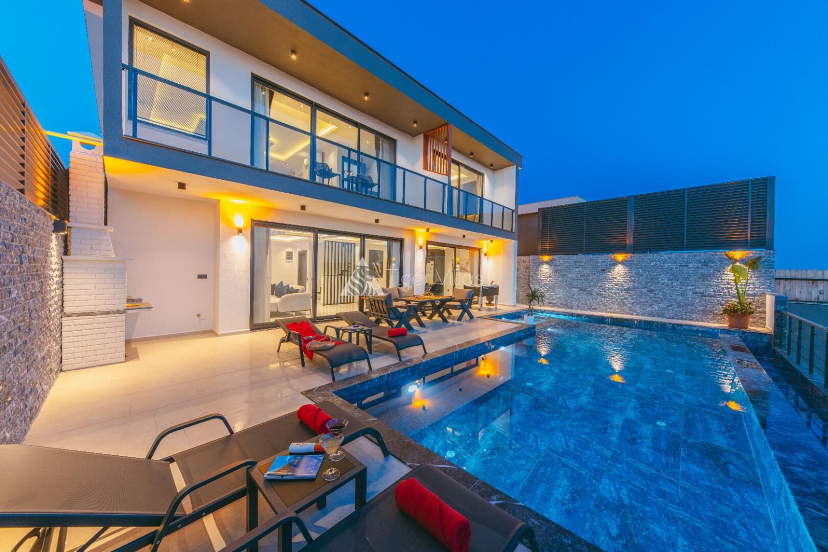 Villa Xanadu — 2