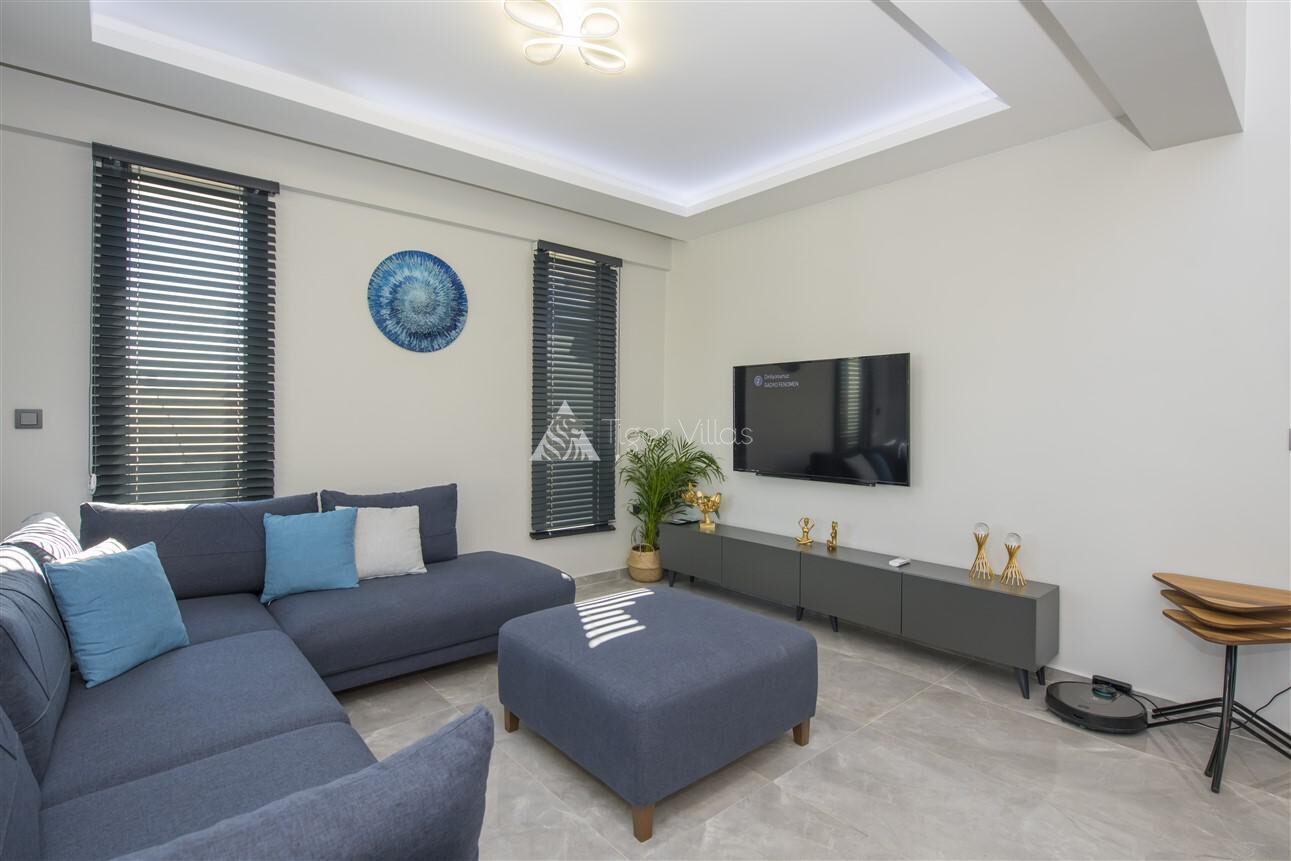 Villa Malibu — 33