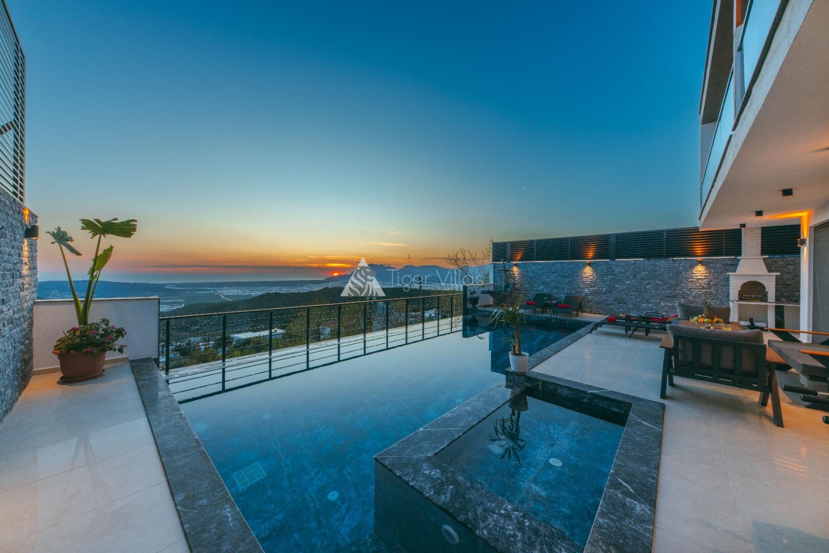 Villa Xanadu — 12