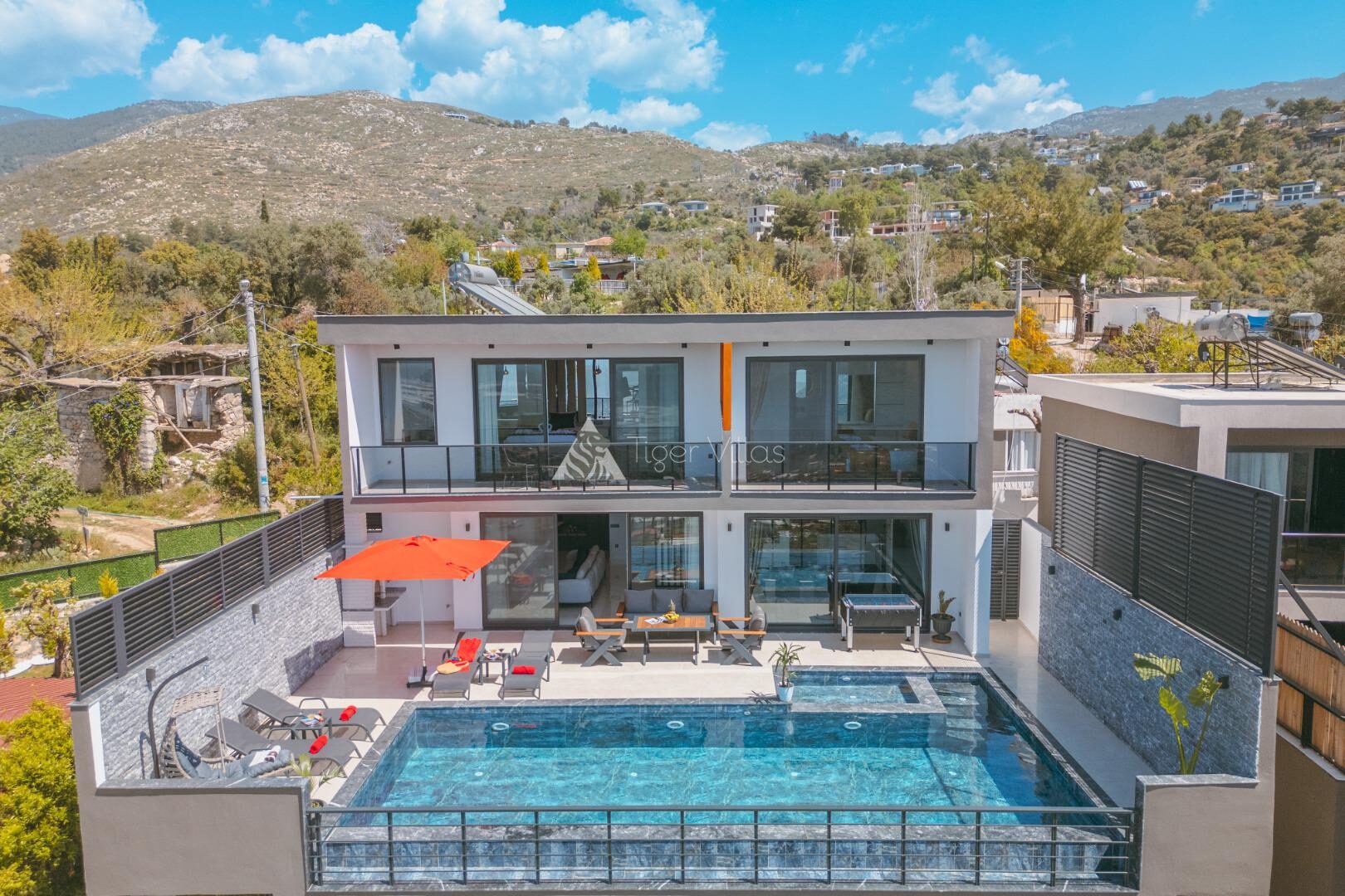 Villa Xanadu — 16