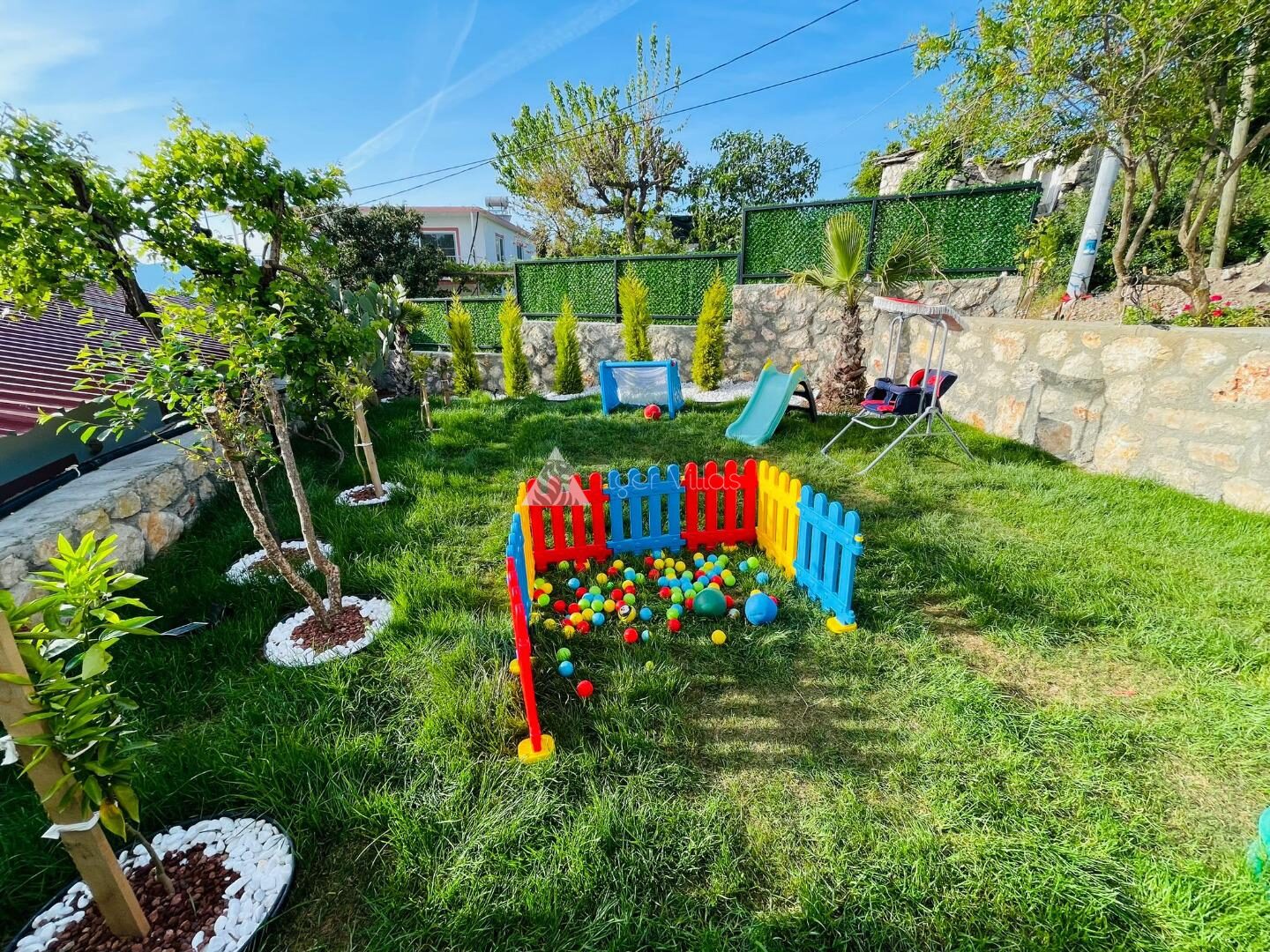 Villa Xanadu — 108