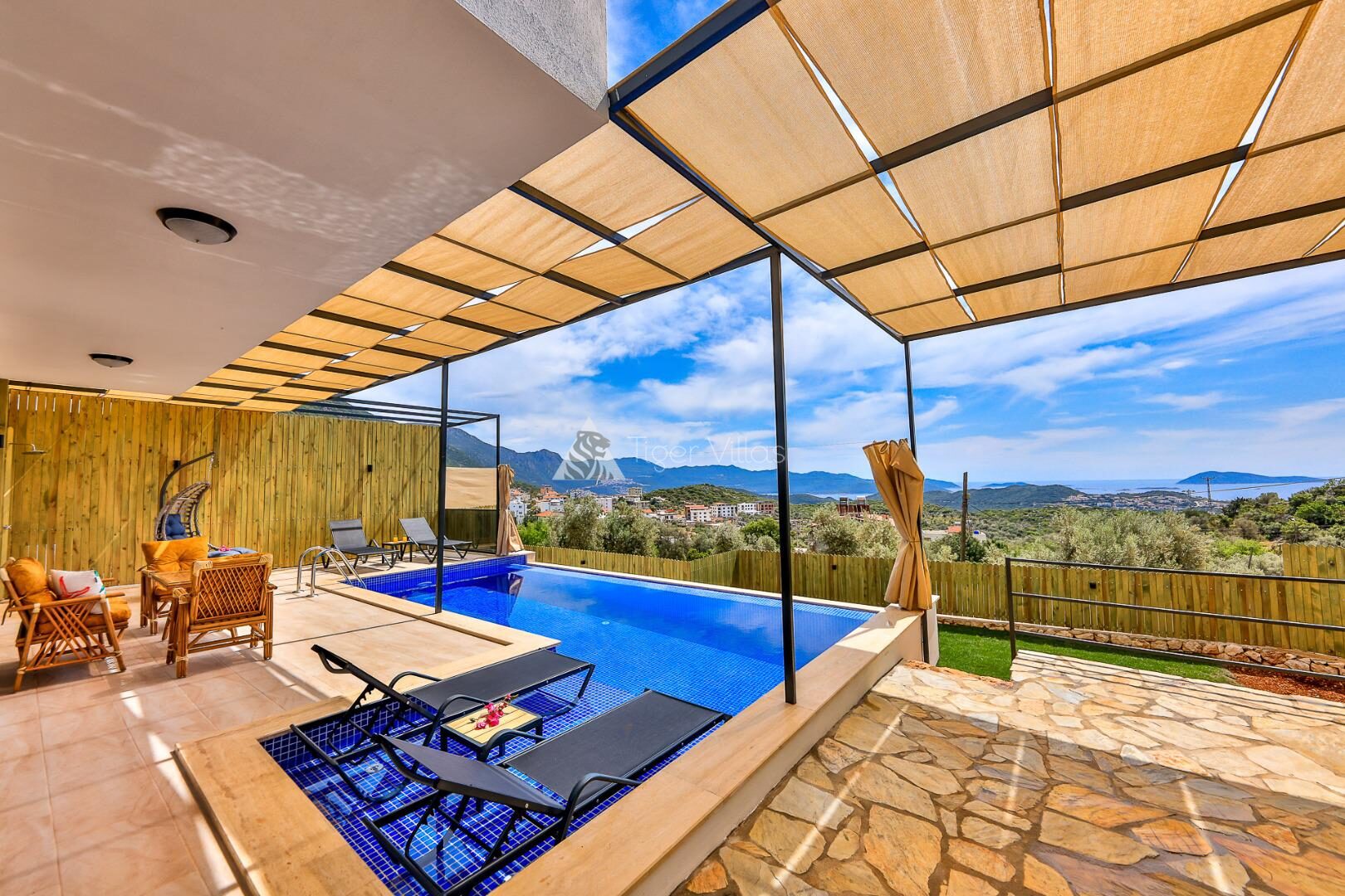 Villa Albedo Blue — 20