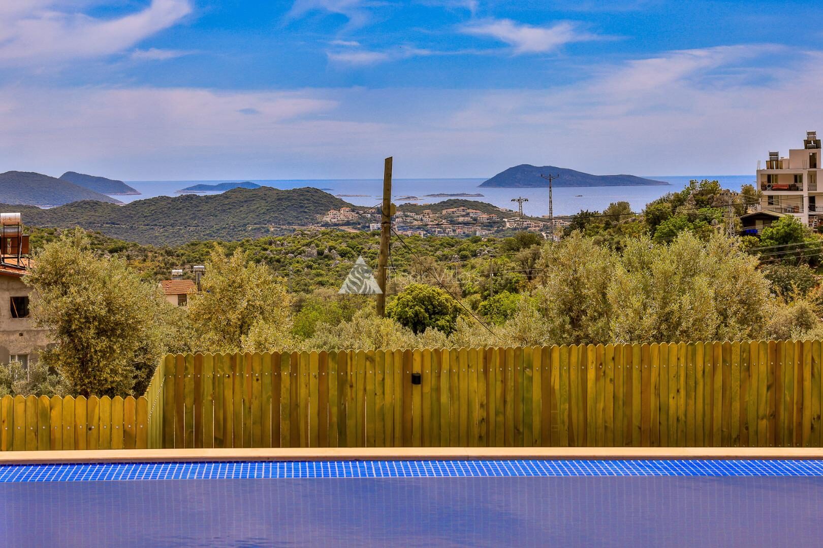Villa Albedo Blue — 26
