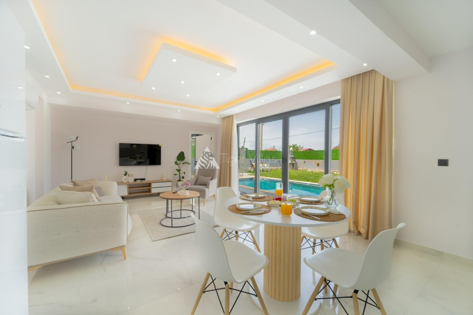 Villa Libertas 1 — 12